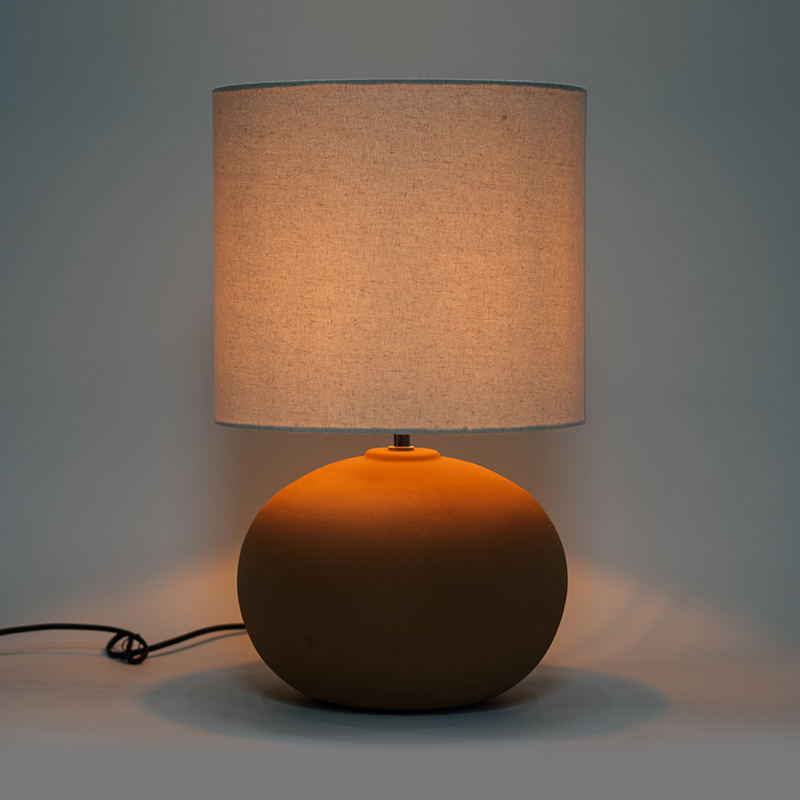 Okrúhla základňa kreatívna stolová lampa