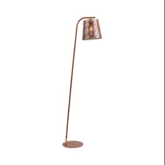 Ako vytvoriť teplú a príjemnú atmosféru so stojacimi lampami?